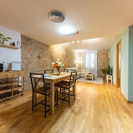 Apartment Bravissimo Pou Rodo, Authentic 1-bedroom Gerona